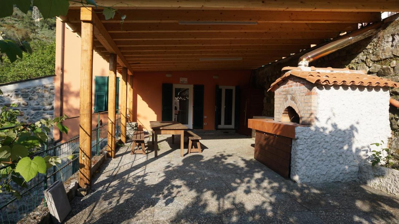 Agriturismo U Muinettu La Spezia Exterior photo